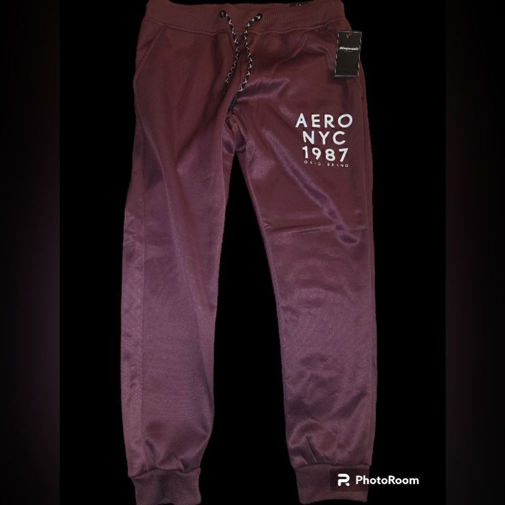 NWT Aéropostale Joggers  